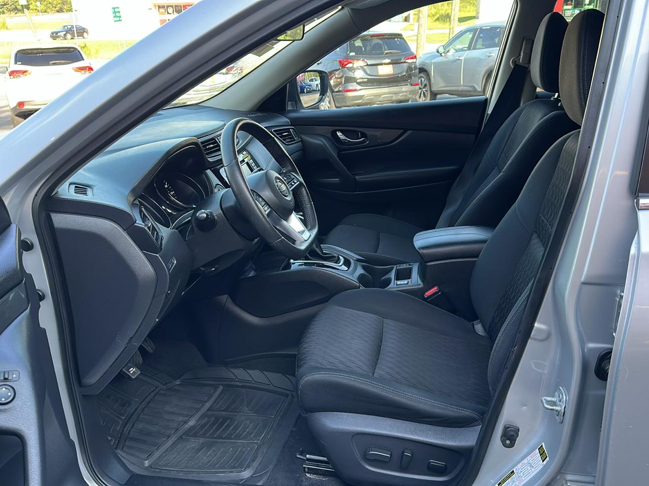 Nissan Rogue FWD SV 2019