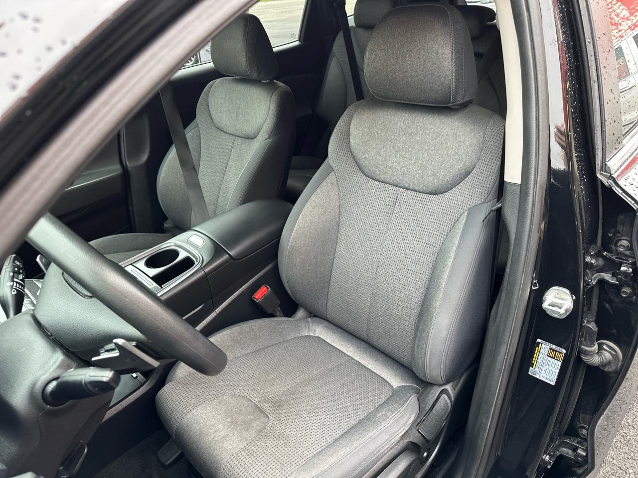 Hyundai Santa Fe SE AWD 2023