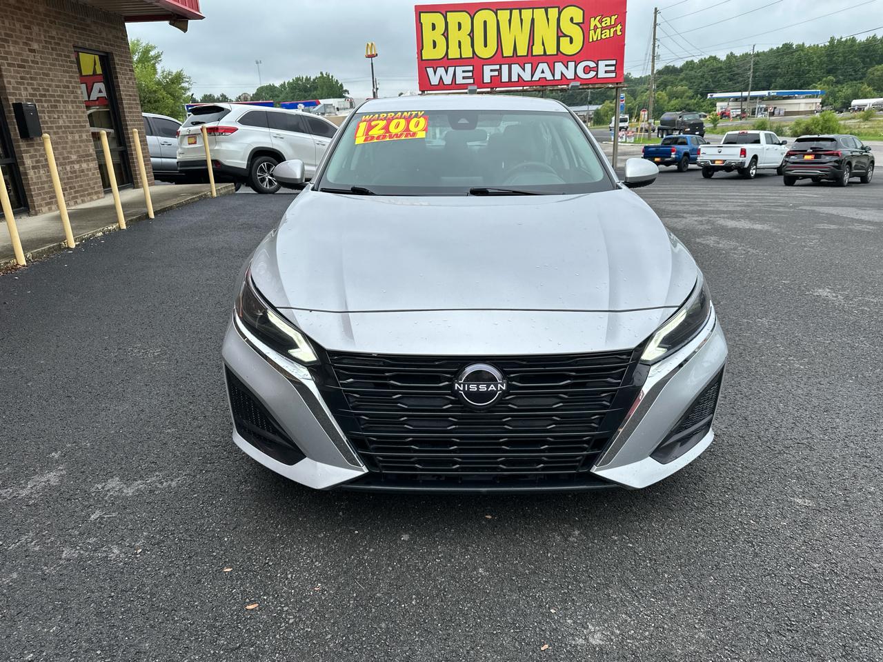 Nissan Altima 2.5 SV Sedan 2023