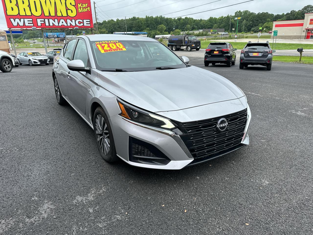 Nissan Altima 2.5 SV Sedan 2023