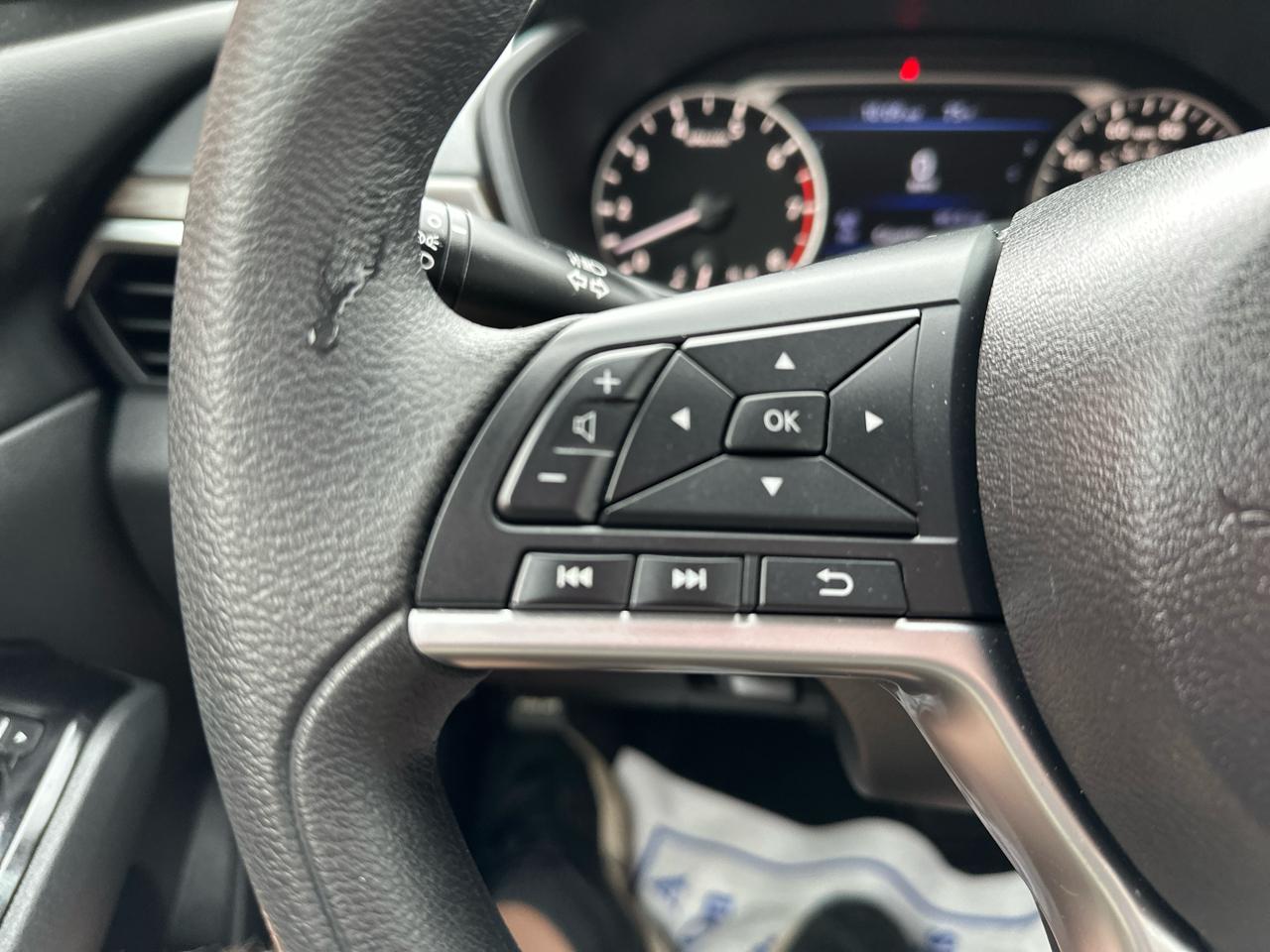 Nissan Altima 2.5 SV Sedan 2023
