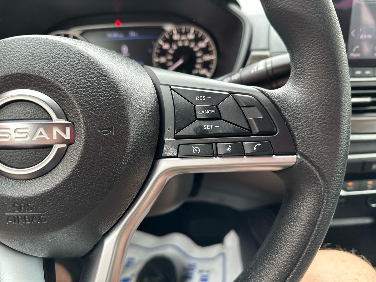 Nissan Altima 2.5 SV Sedan 2023
