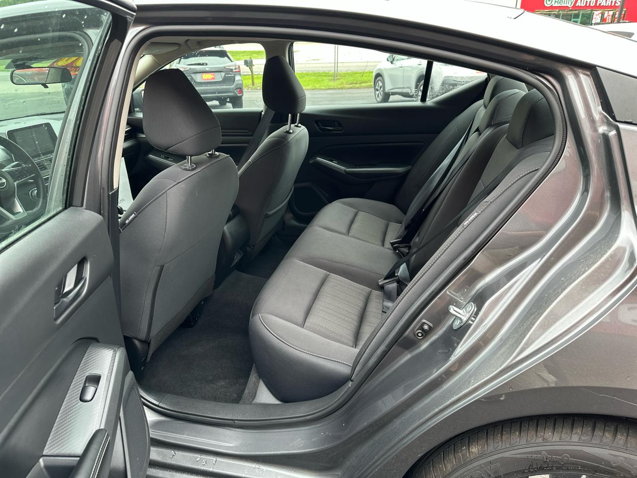 Nissan Altima 2.5 SV Sedan 2024