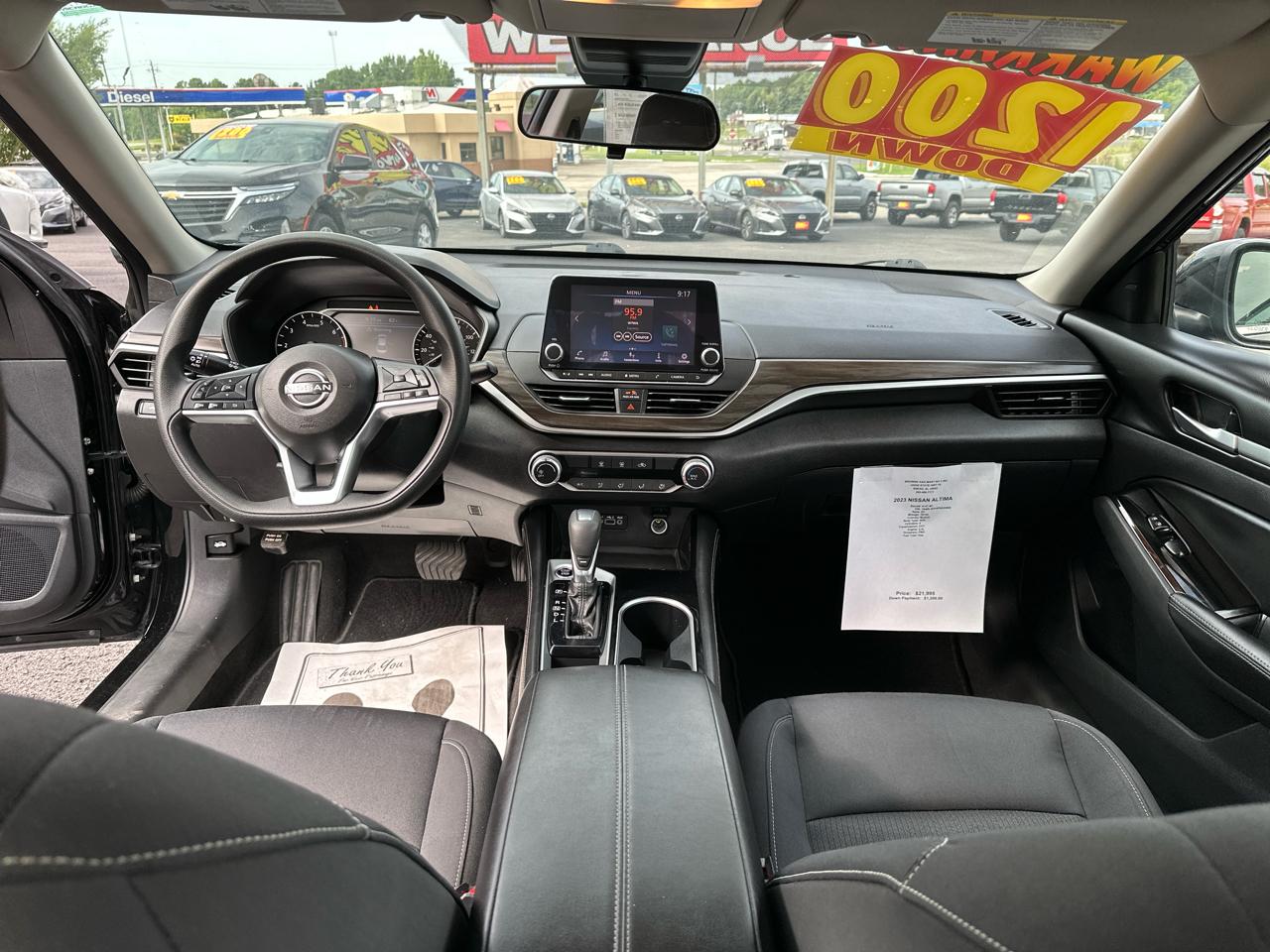 Nissan Altima 2.5 SV Sedan 2023