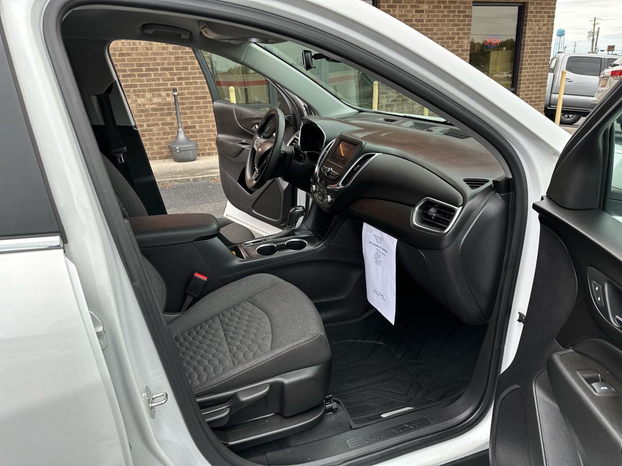 Chevrolet Equinox FWD 4dr LT w/2FL 2021