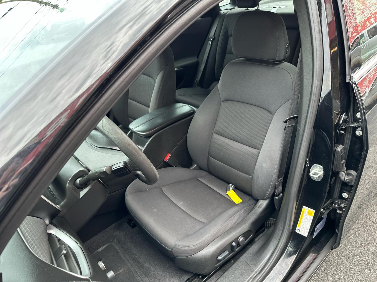 Chevrolet Malibu 4dr Sdn 1LT 2023