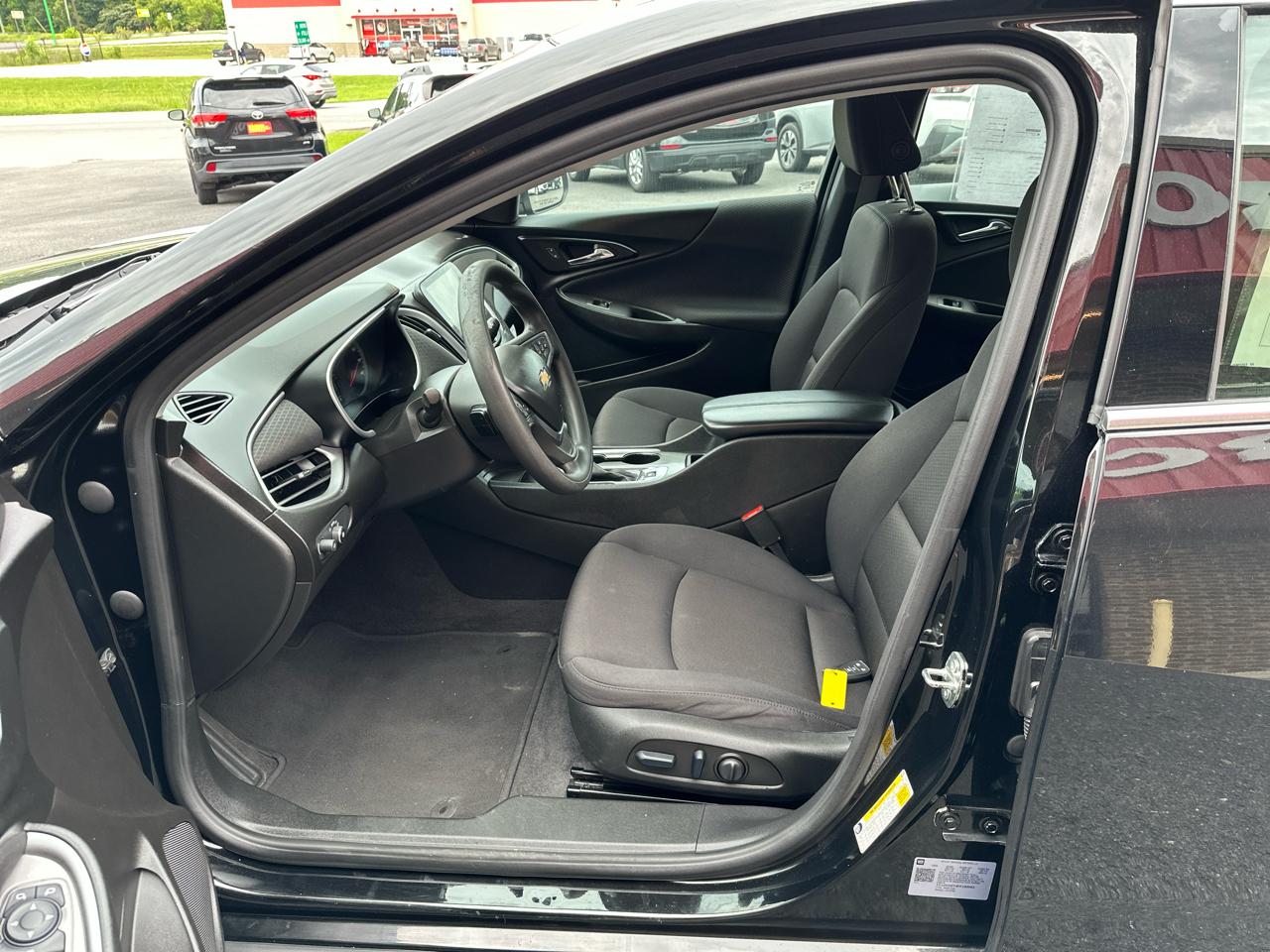 Chevrolet Malibu 4dr Sdn 1LT 2023