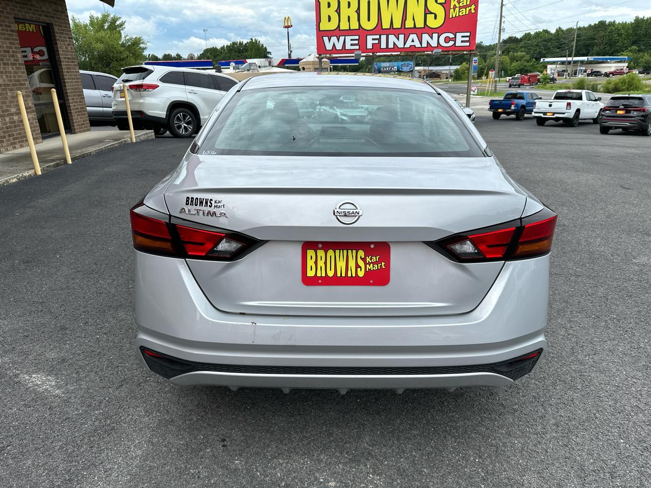 Nissan Altima 2.5 S Sedan 2022
