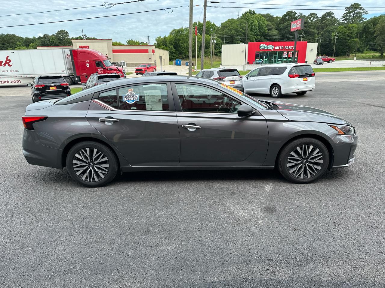Nissan Altima 2.5 SV Sedan 2024