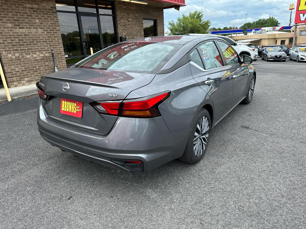Nissan Altima 2.5 SV Sedan 2024