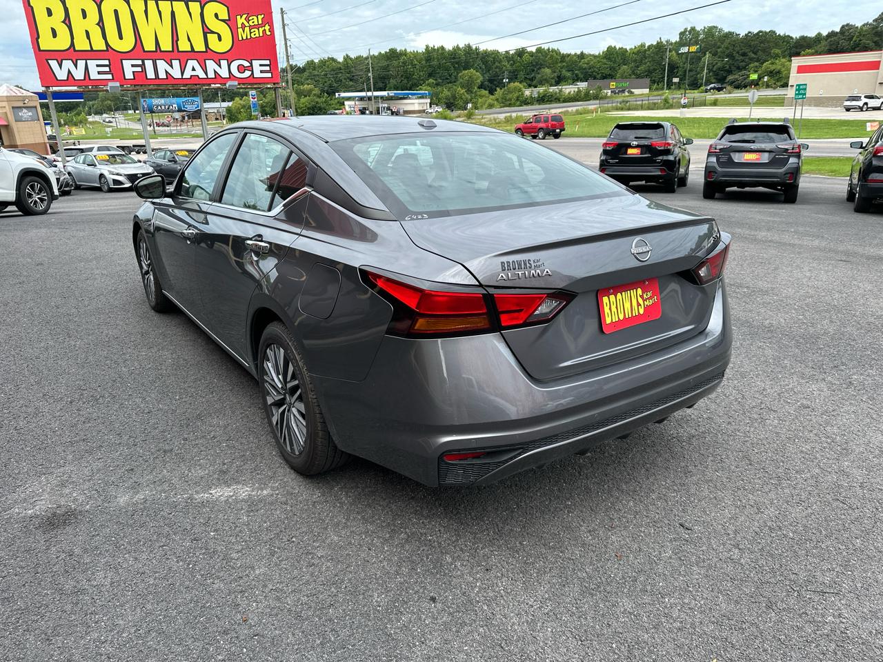 Nissan Altima 2.5 SV Sedan 2024