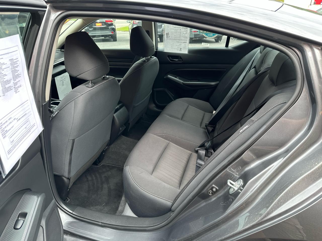 Nissan Altima 2.5 SV Sedan 2024