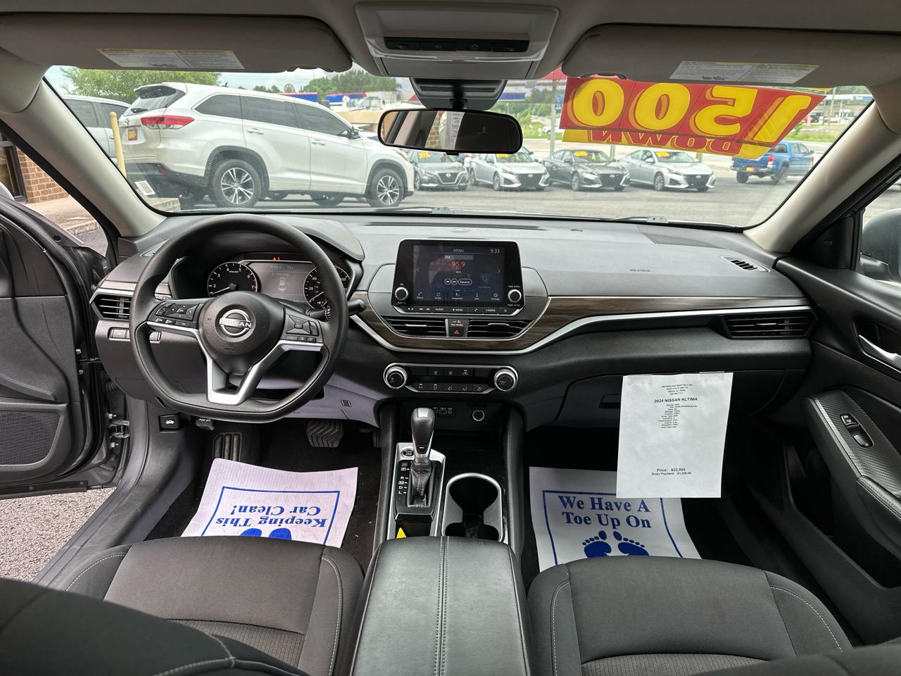 Nissan Altima 2.5 SV Sedan 2024