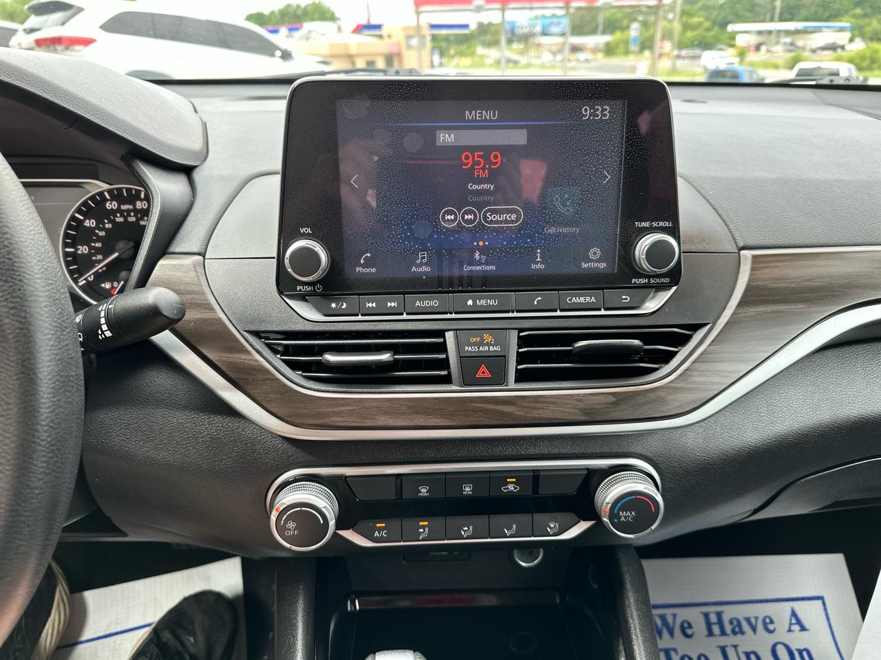 Nissan Altima 2.5 SV Sedan 2024