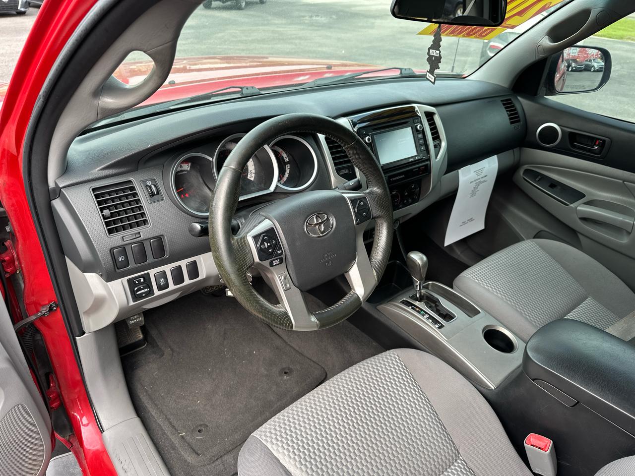 Toyota Tacoma 2WD Double Cab V6 AT PreRunner (Natl) 2015
