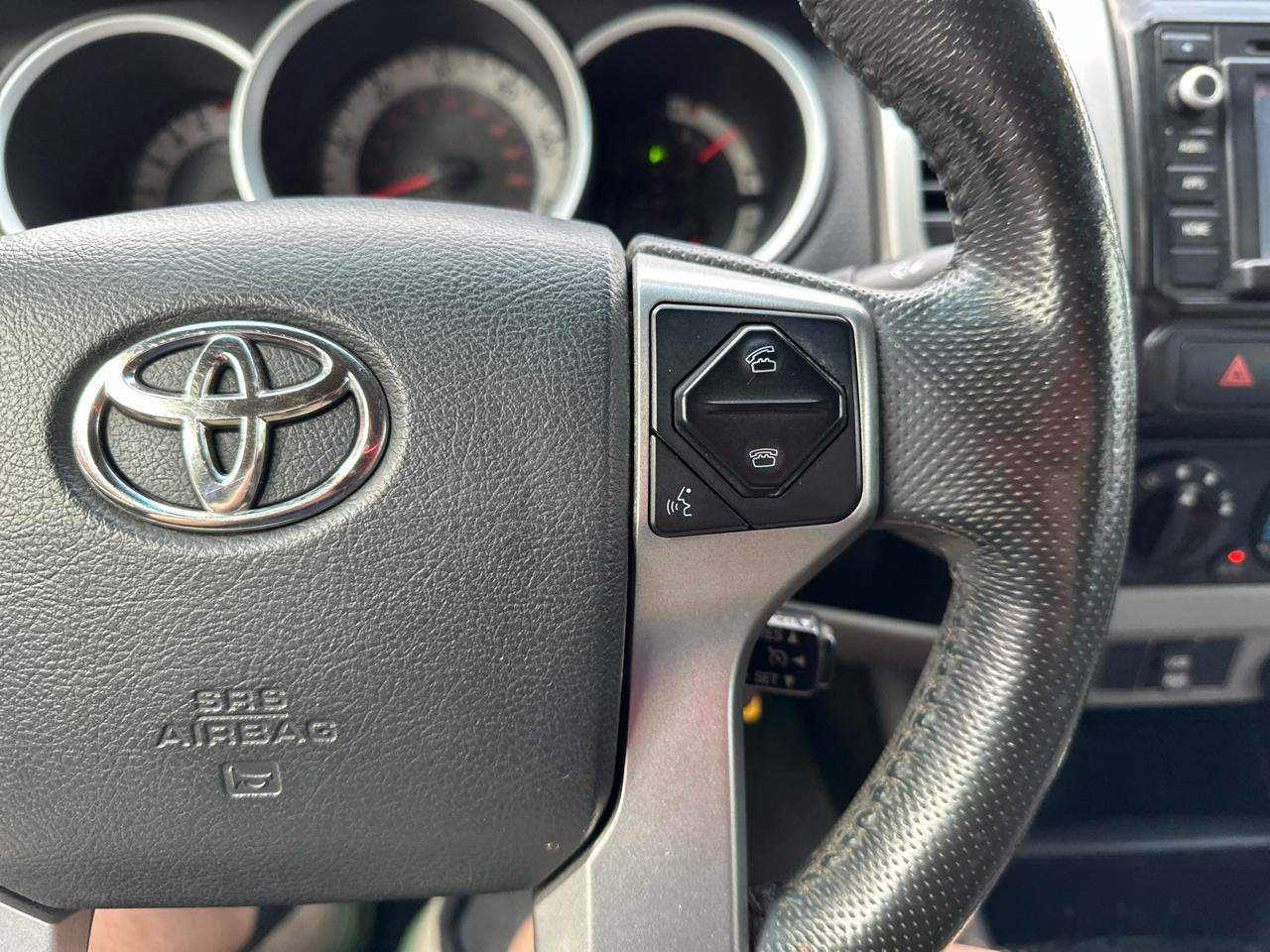 Toyota Tacoma 2WD Double Cab V6 AT PreRunner (Natl) 2015