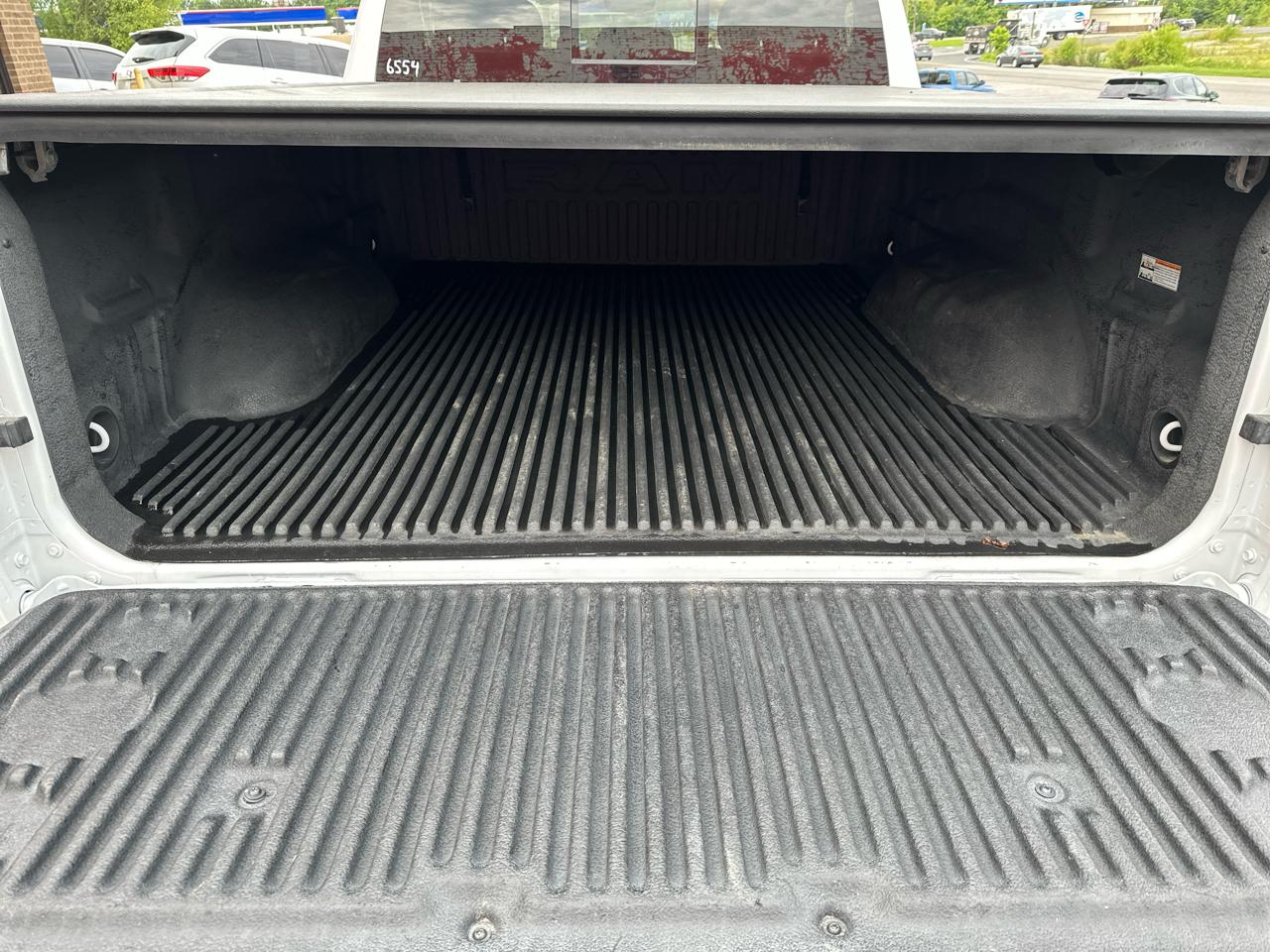 RAM 1500 Lone Star 4x2 Quad Cab 6'4" Box 2021