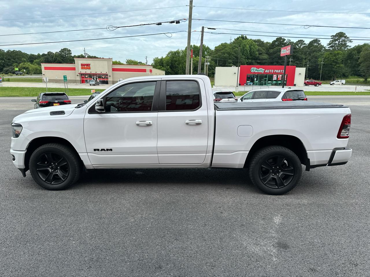RAM 1500 Lone Star 4x2 Quad Cab 6'4" Box 2021