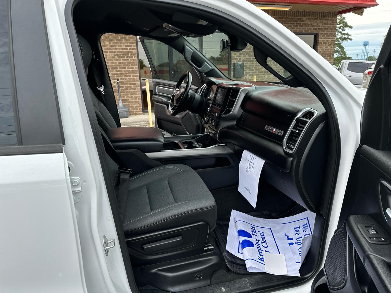 RAM 1500 Lone Star 4x2 Quad Cab 6'4" Box 2021