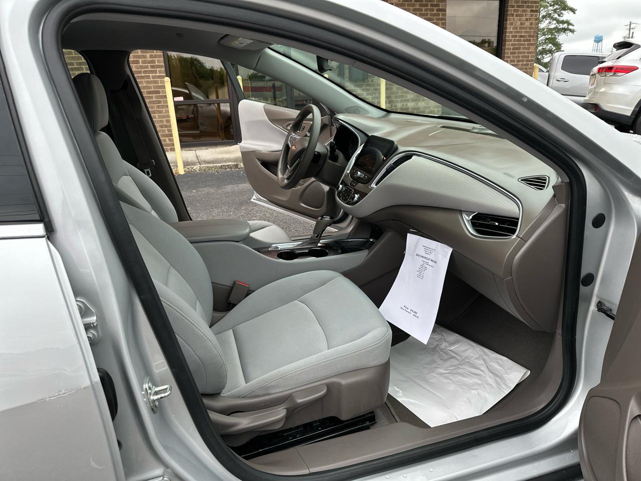 Chevrolet Malibu 4dr Sdn LT 2020