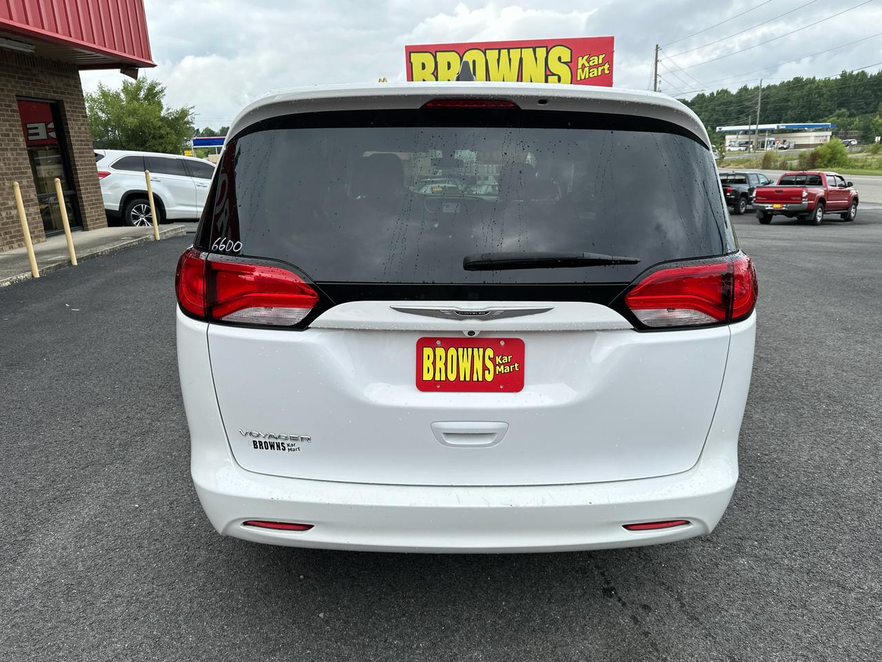 Chrysler Voyager LX FWD 2022