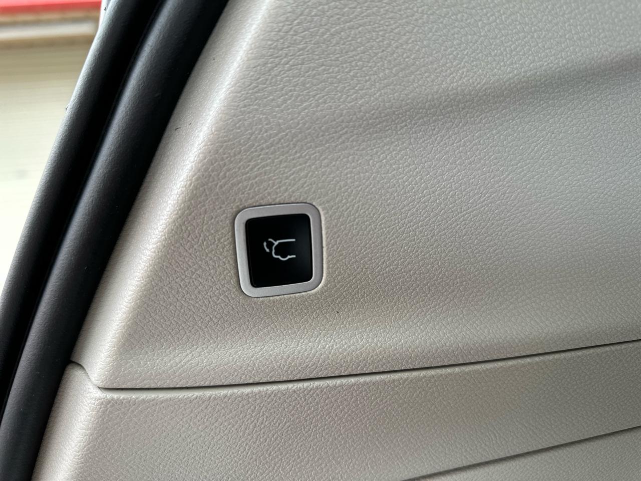 Chrysler Voyager LX FWD 2022