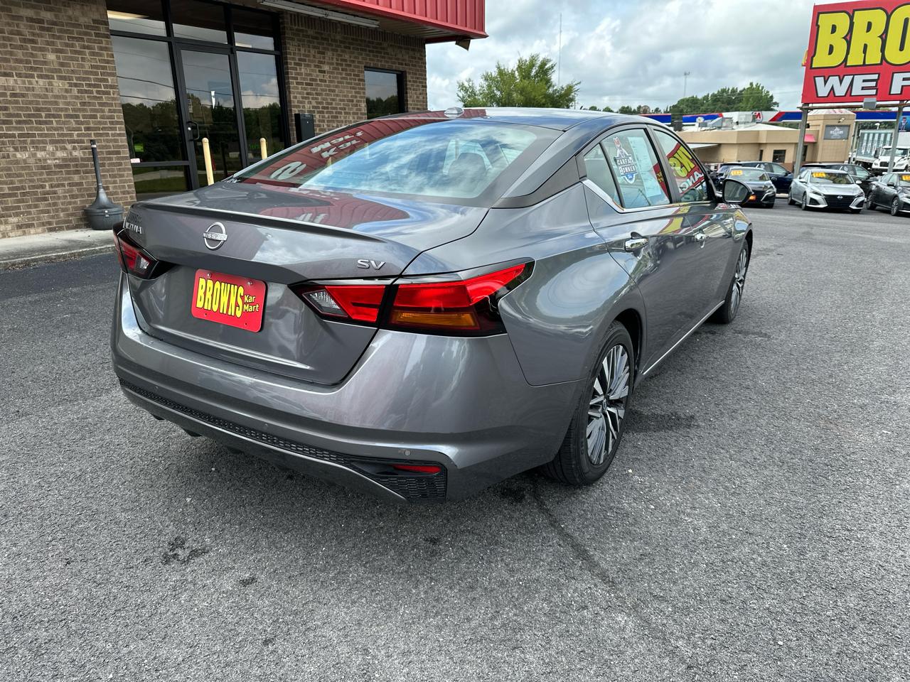 Nissan Altima 2.5 SV Sedan 2024
