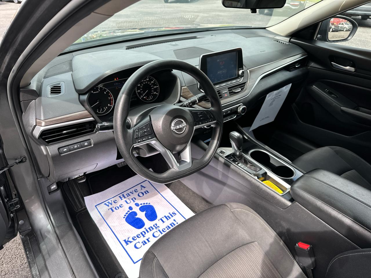 Nissan Altima 2.5 SV Sedan 2024