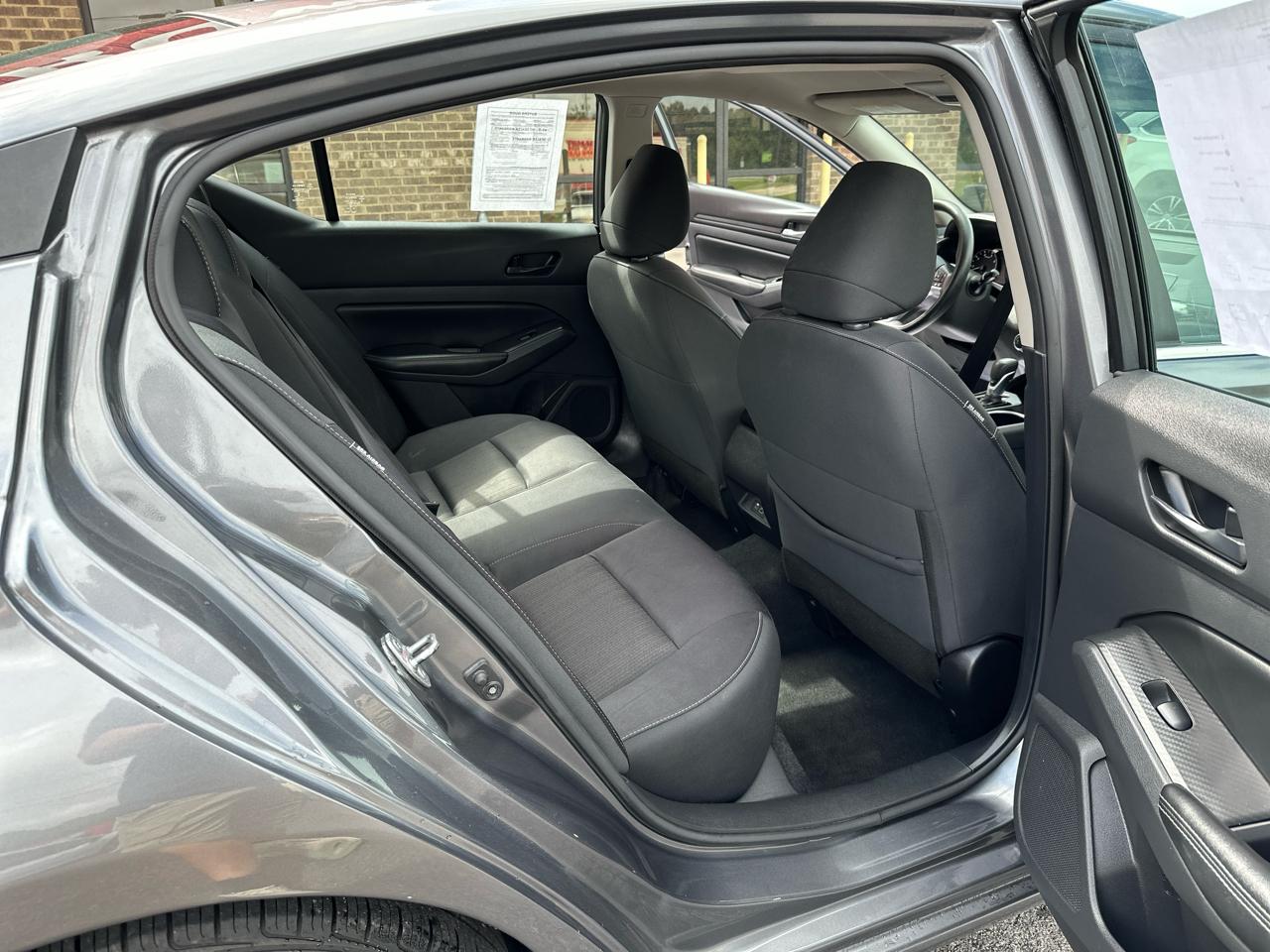 Nissan Altima 2.5 SV Sedan 2024