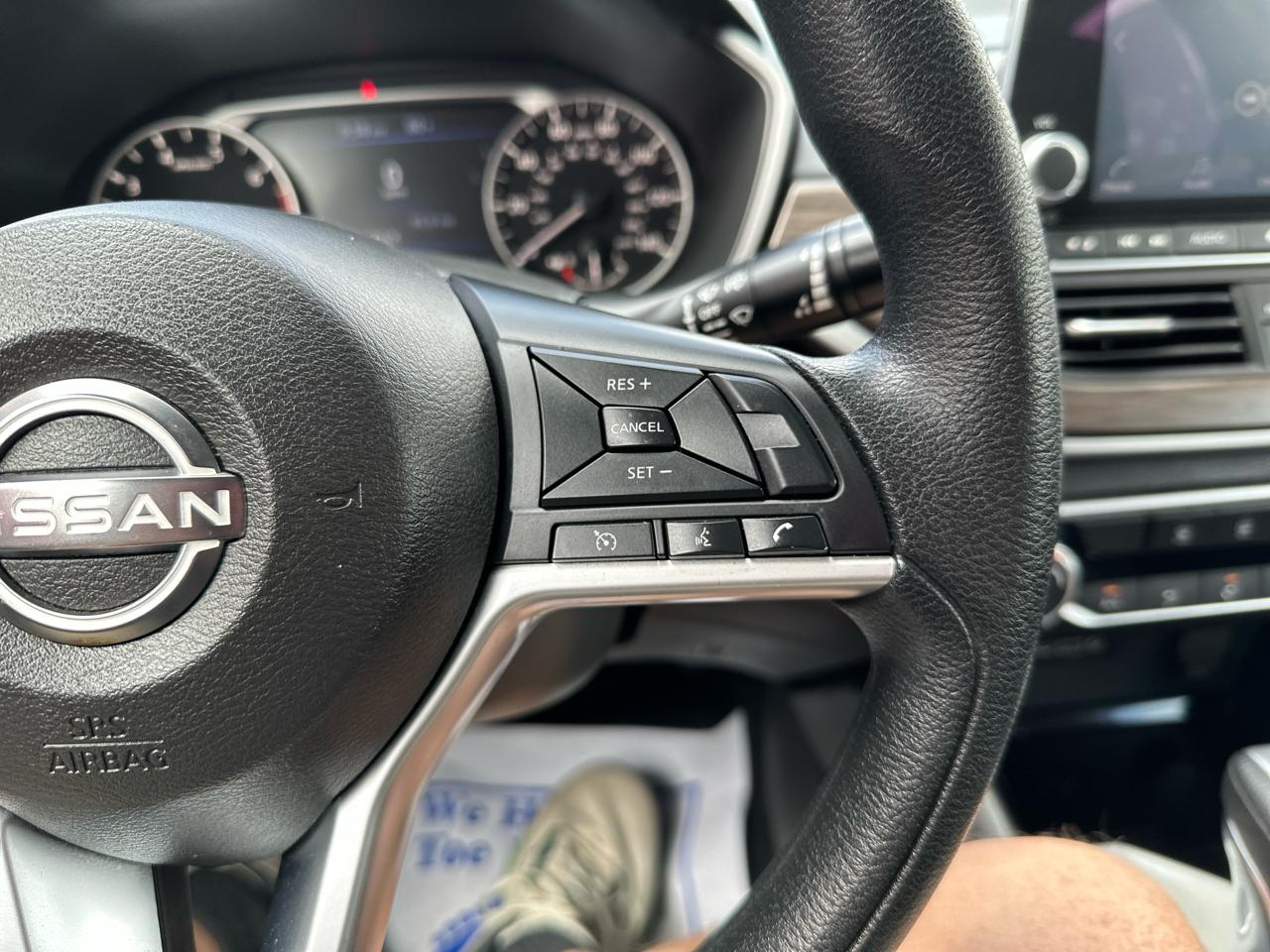Nissan Altima 2.5 SV Sedan 2024