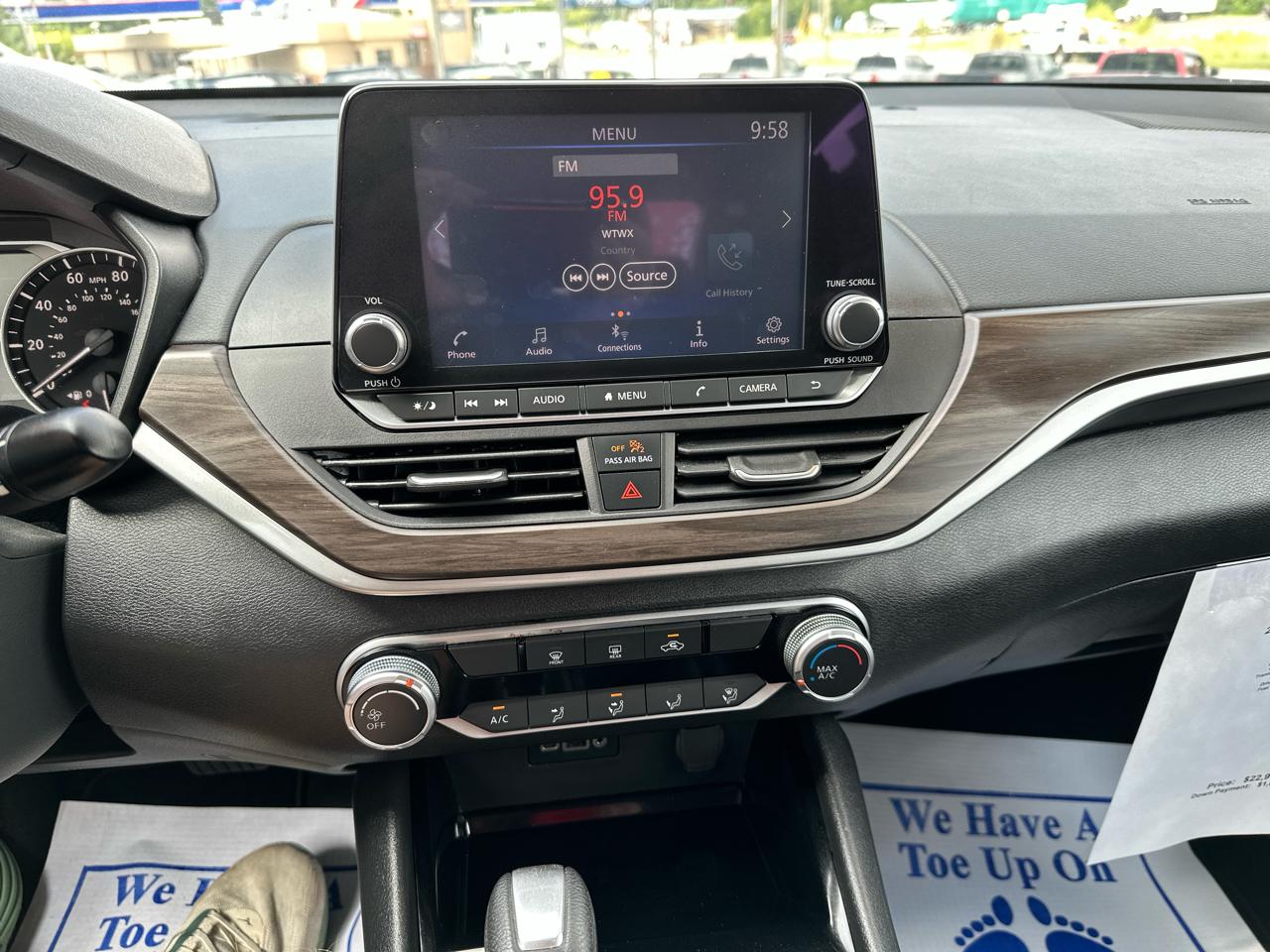 Nissan Altima 2.5 SV Sedan 2024