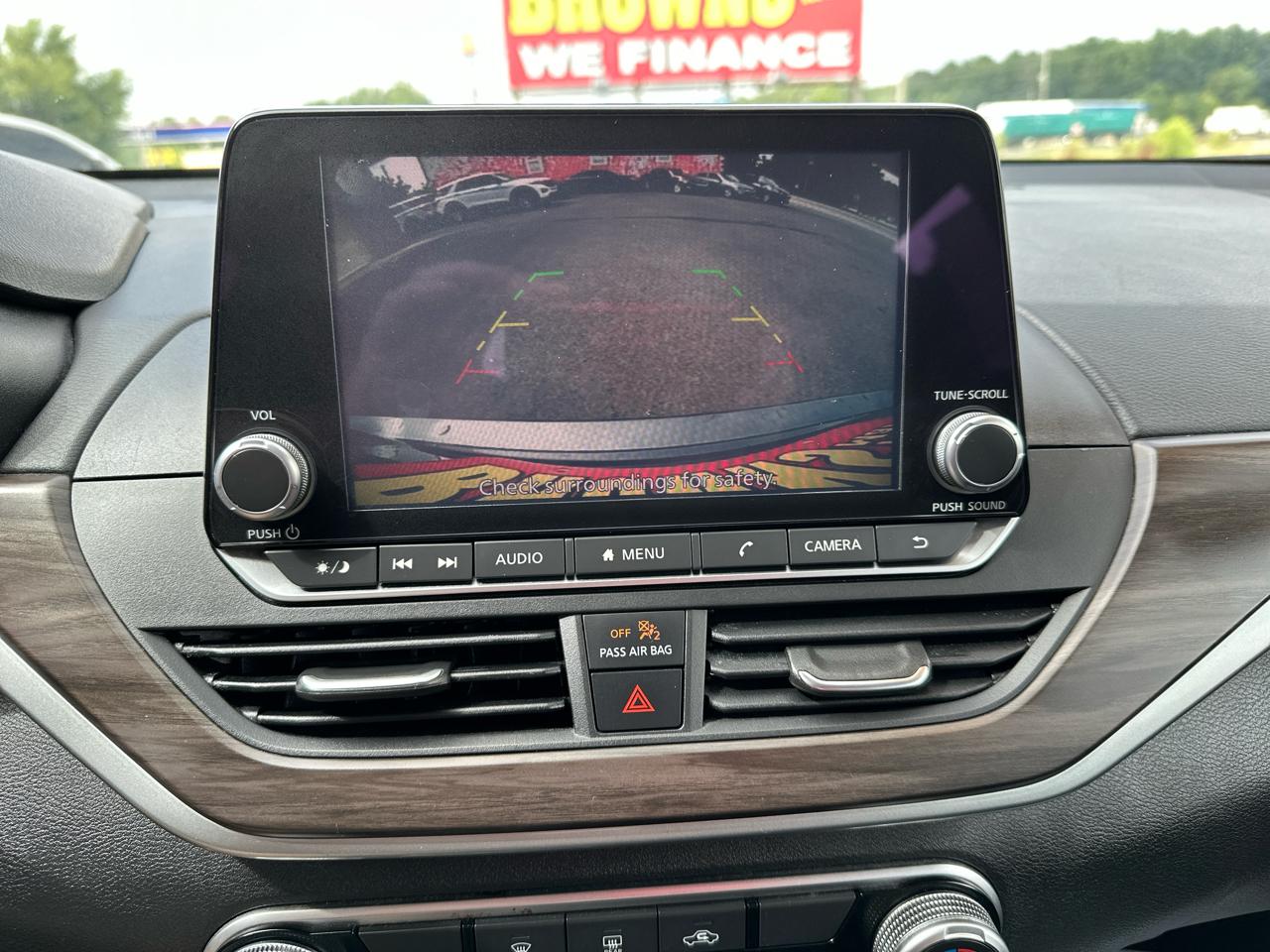 Nissan Altima 2.5 SV Sedan 2024