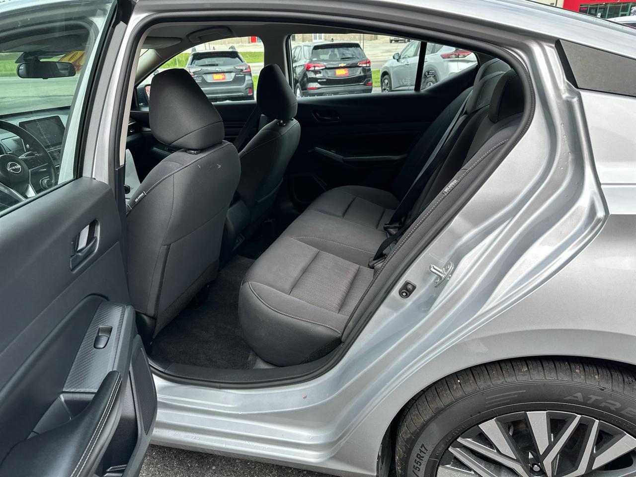Nissan Altima 2.5 SV Sedan 2024