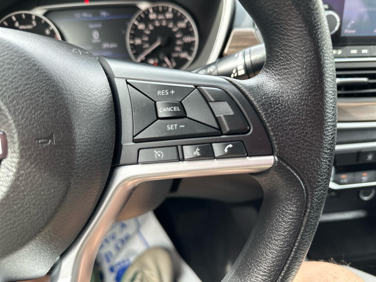 Nissan Altima 2.5 SV Sedan 2024