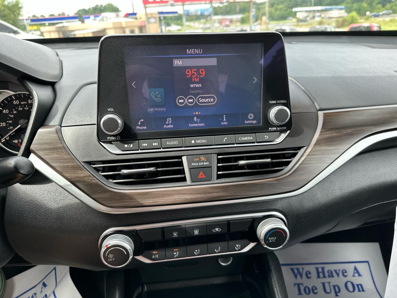 Nissan Altima 2.5 SV Sedan 2024