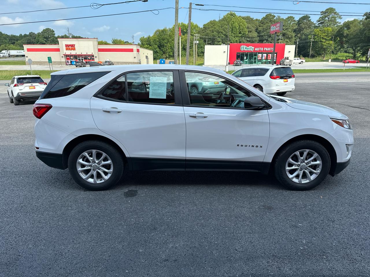Chevrolet Equinox FWD 4dr LS w/1FL 2021