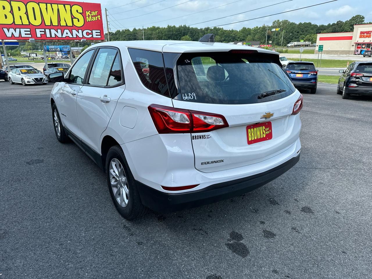Chevrolet Equinox FWD 4dr LS w/1FL 2021