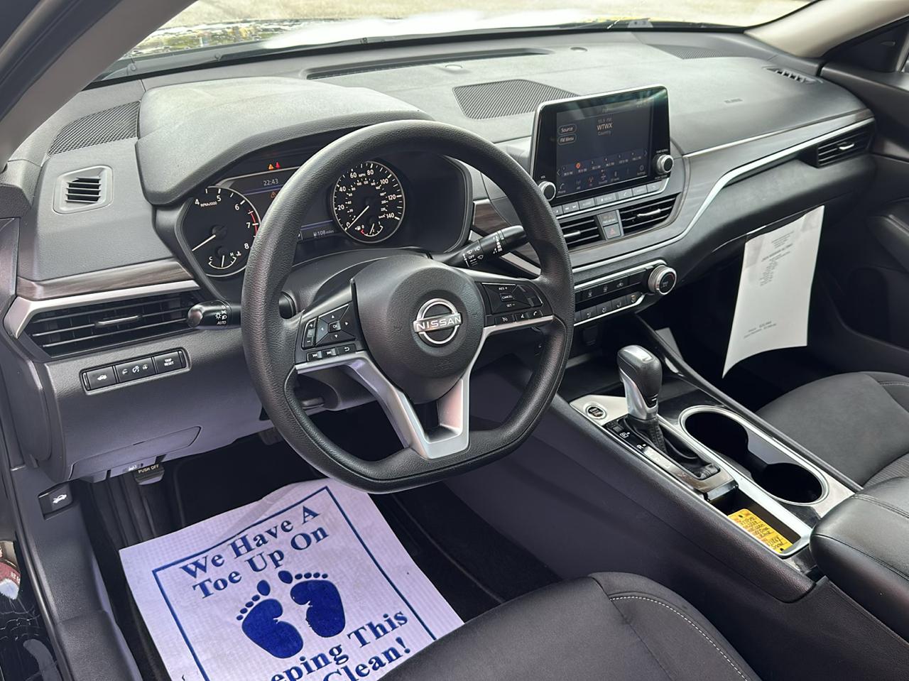 Nissan Altima 2.5 SV Sedan 2024