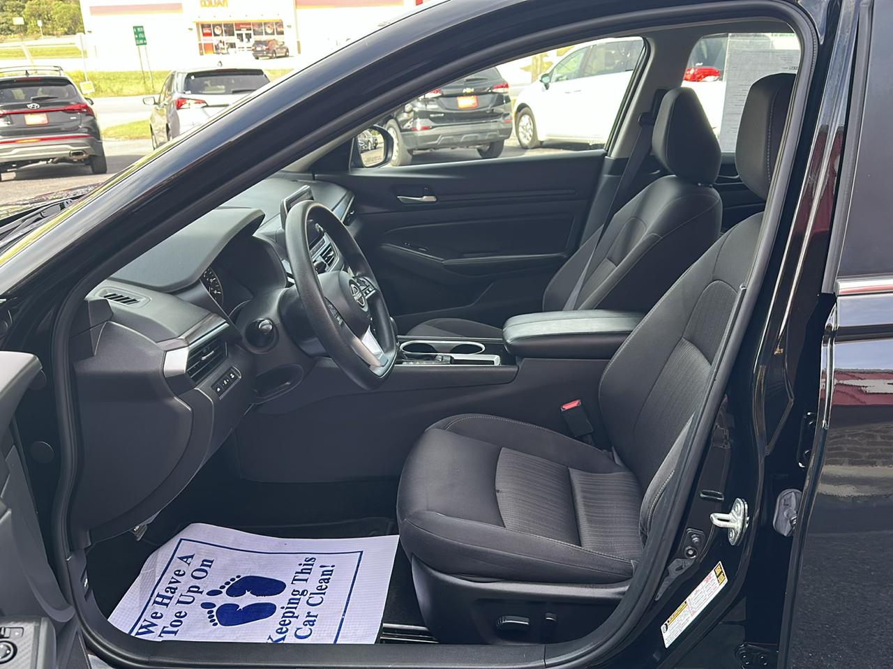 Nissan Altima 2.5 SV Sedan 2024