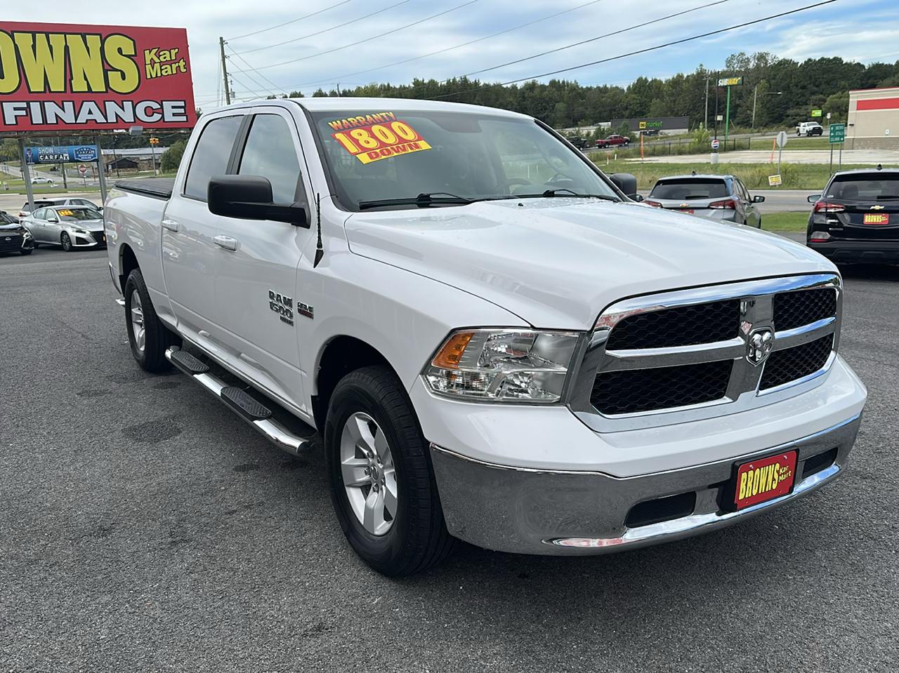 RAM 1500 Classic SLT 4x2 Crew Cab 6'4" Box 2019