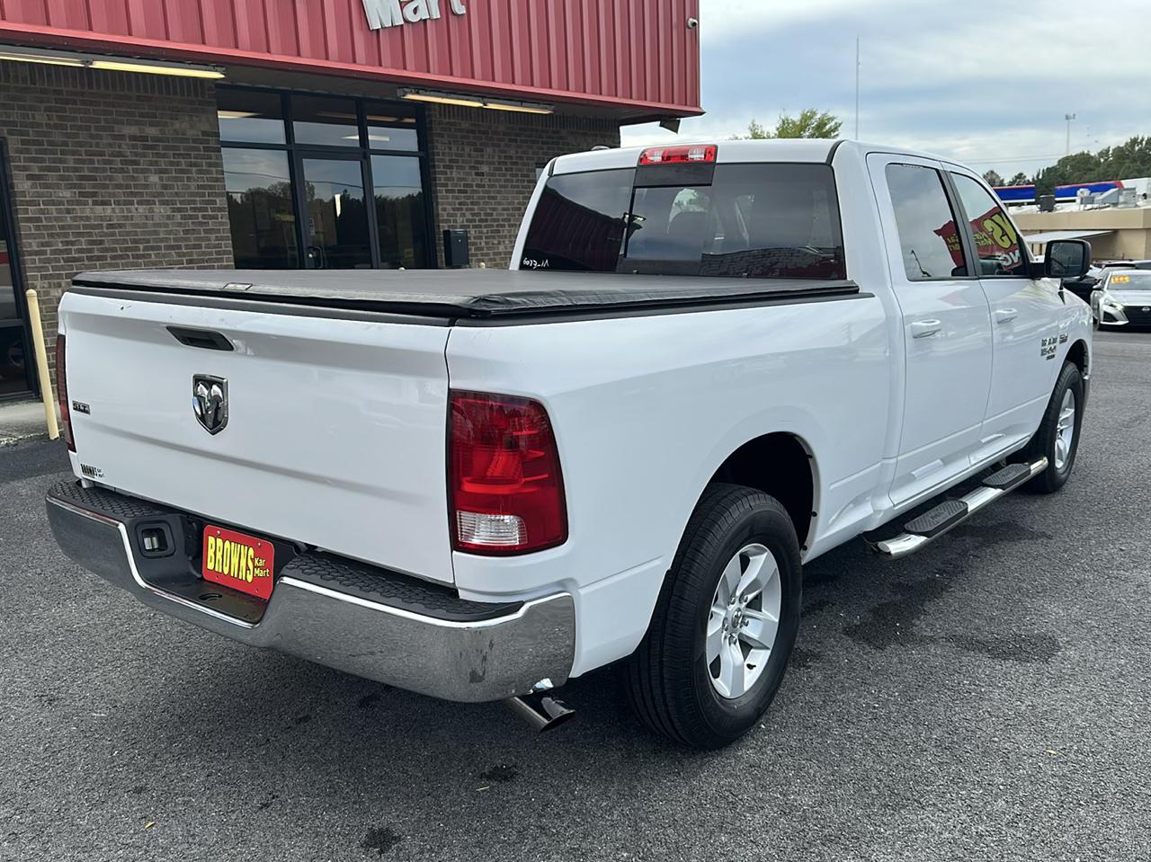 RAM 1500 Classic SLT 4x2 Crew Cab 6'4" Box 2019