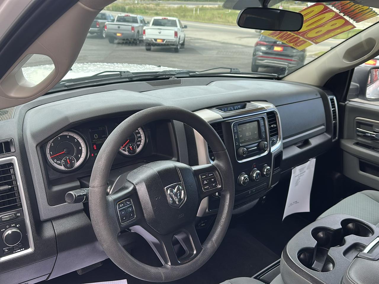 RAM 1500 Classic SLT 4x2 Crew Cab 6'4" Box 2019