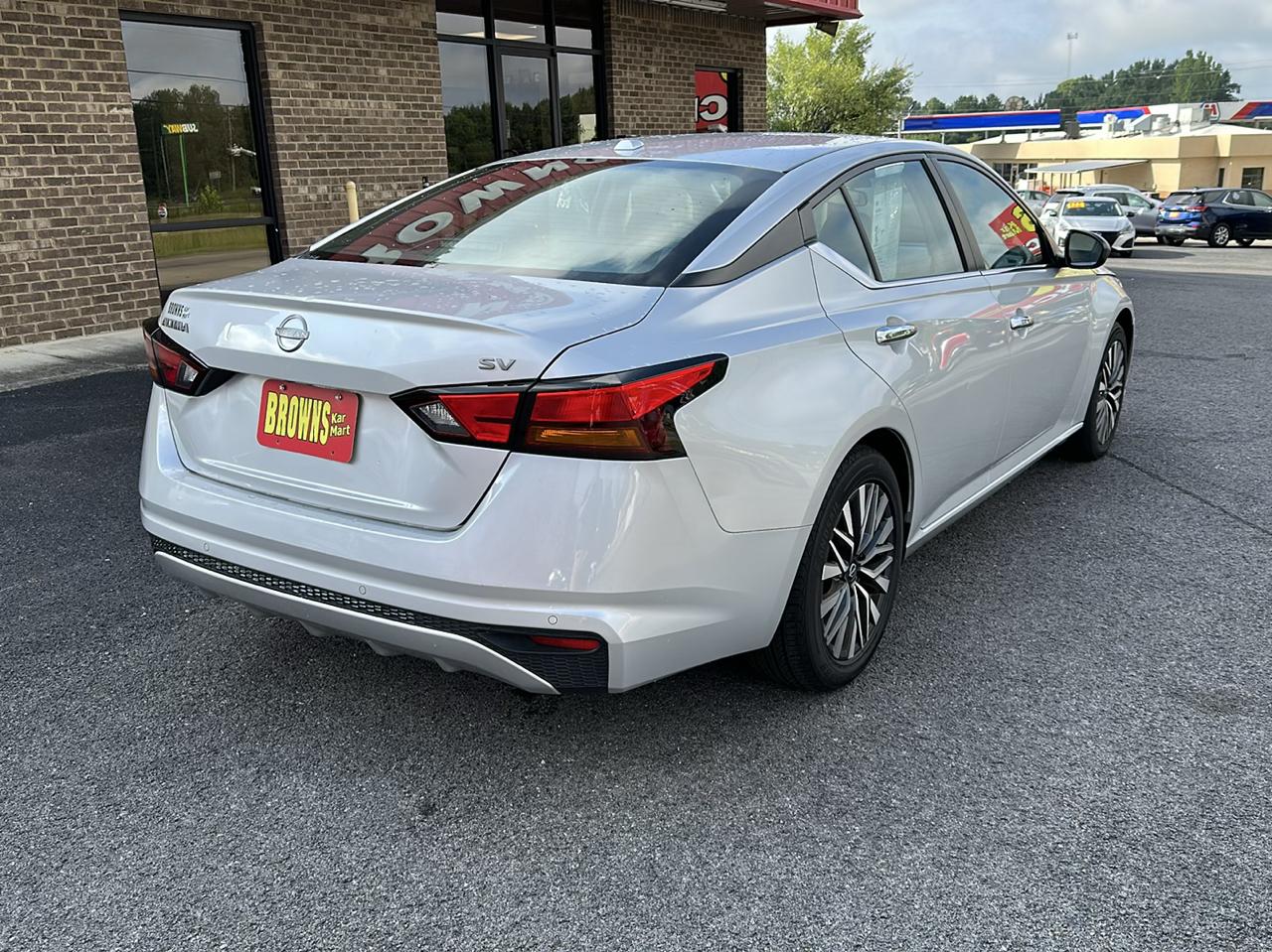 Nissan Altima 2.5 SV Sedan 2024