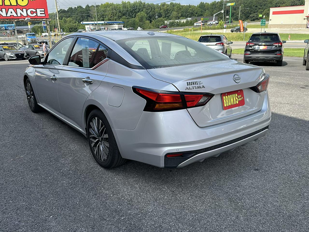 Nissan Altima 2.5 SV Sedan 2024