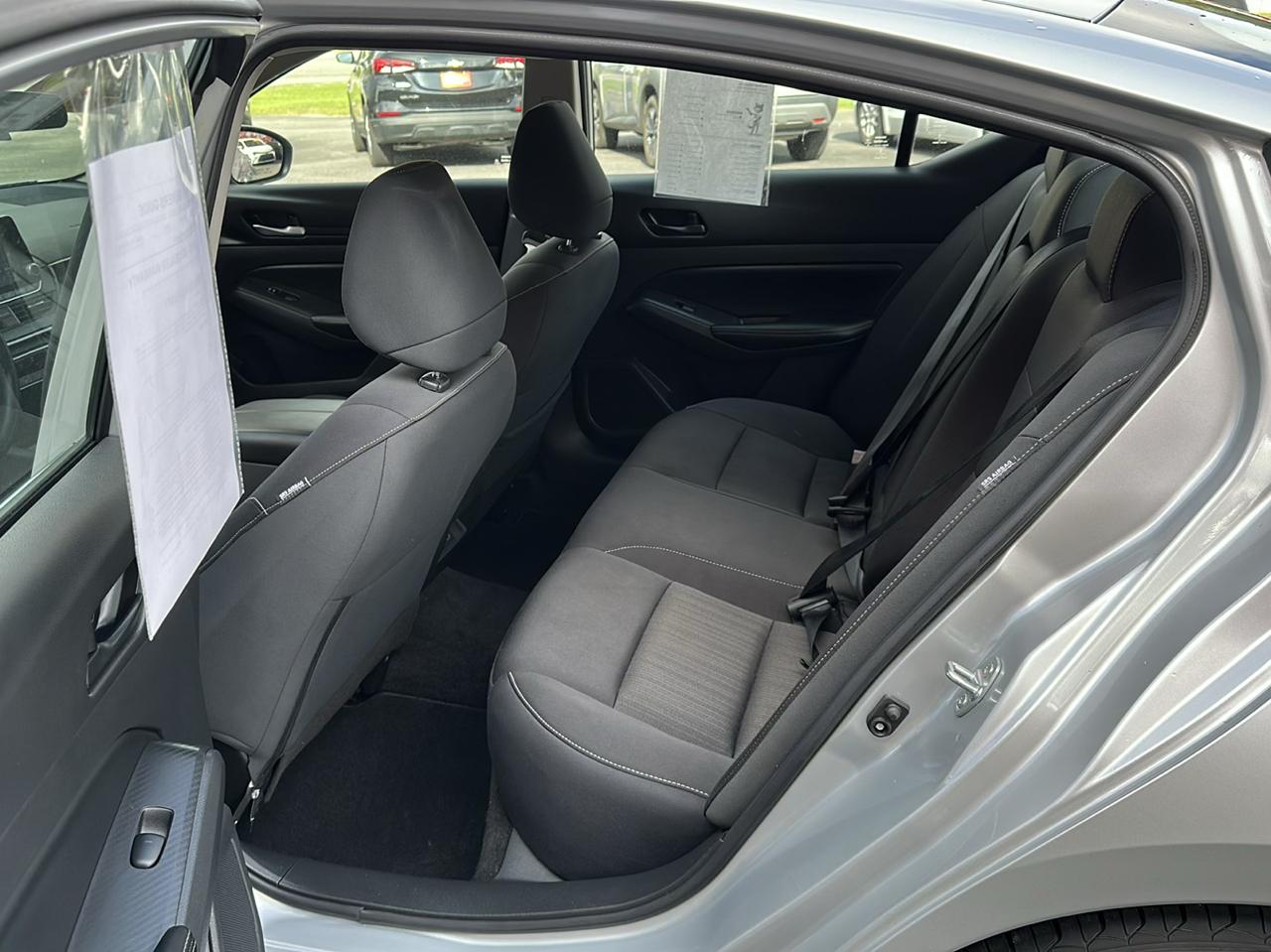 Nissan Altima 2.5 SV Sedan 2024