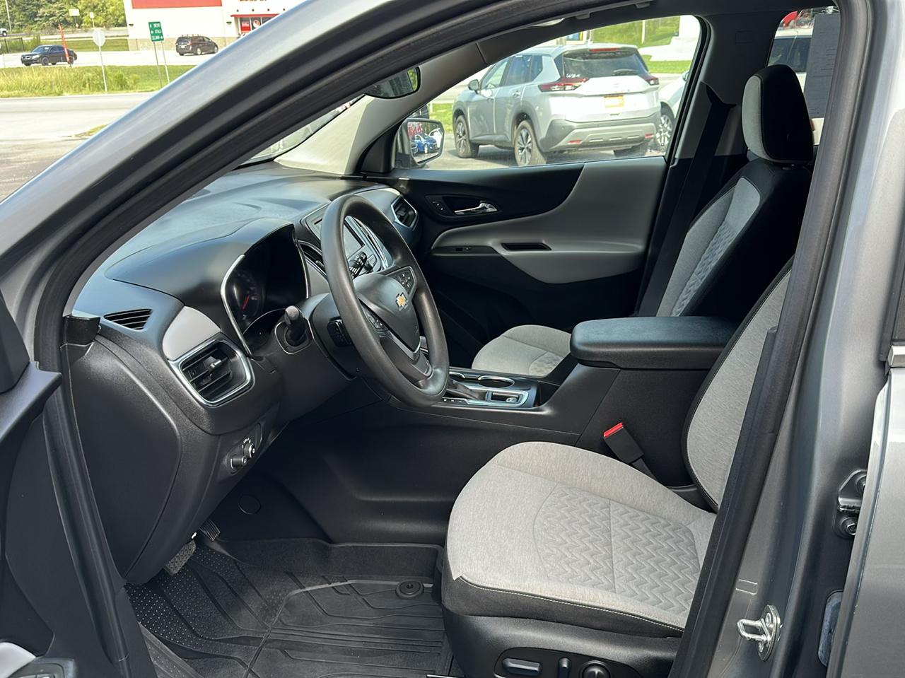 Chevrolet Equinox FWD 4dr LT w/2FL 2023