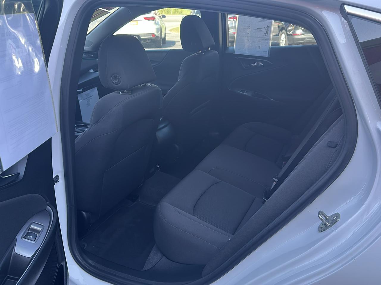Chevrolet Malibu 4dr Sdn LS w/1FL 2023