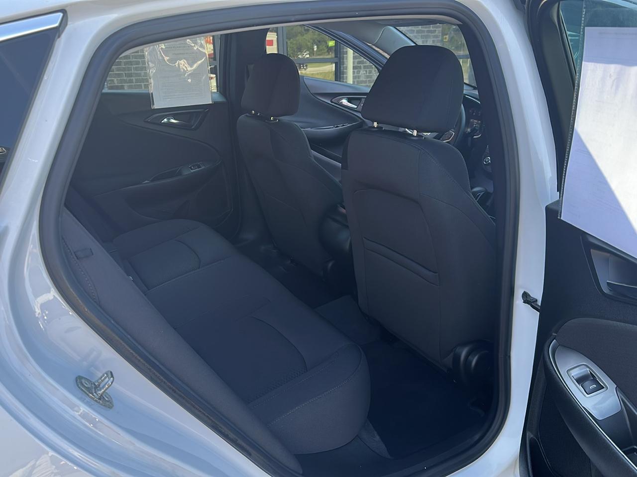 Chevrolet Malibu 4dr Sdn LS w/1FL 2023