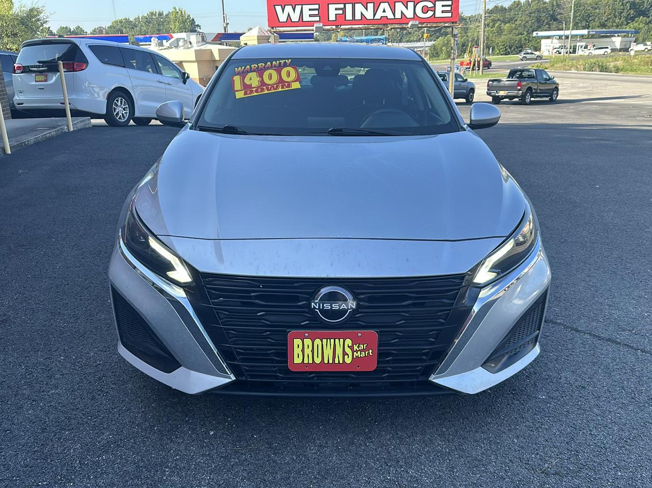 Nissan Altima 2.5 SV Sedan 2023