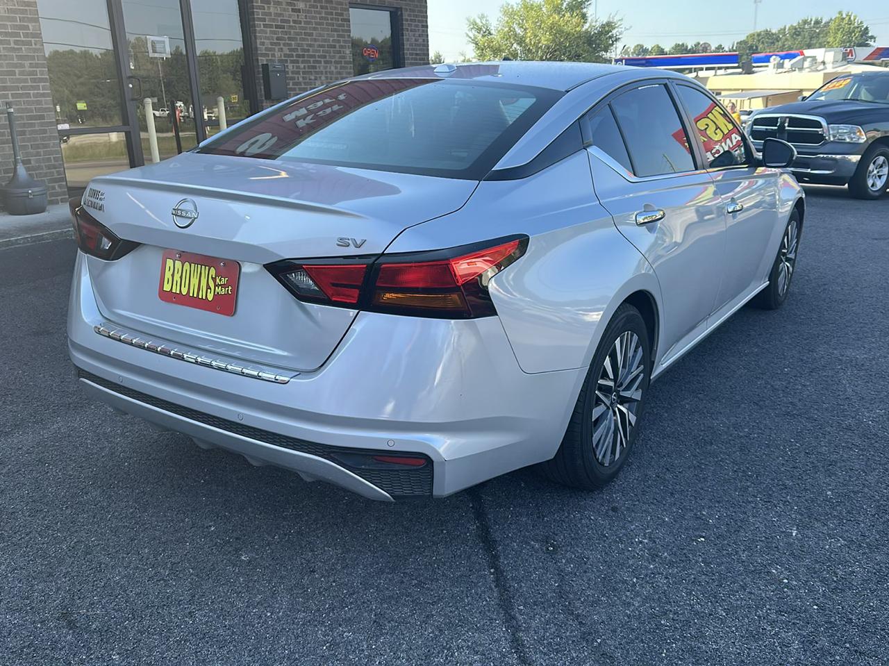 Nissan Altima 2.5 SV Sedan 2023
